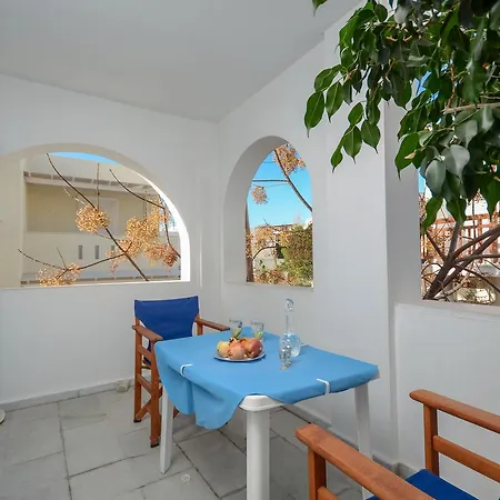 Mike'S Studios Naxos City Exterior photo