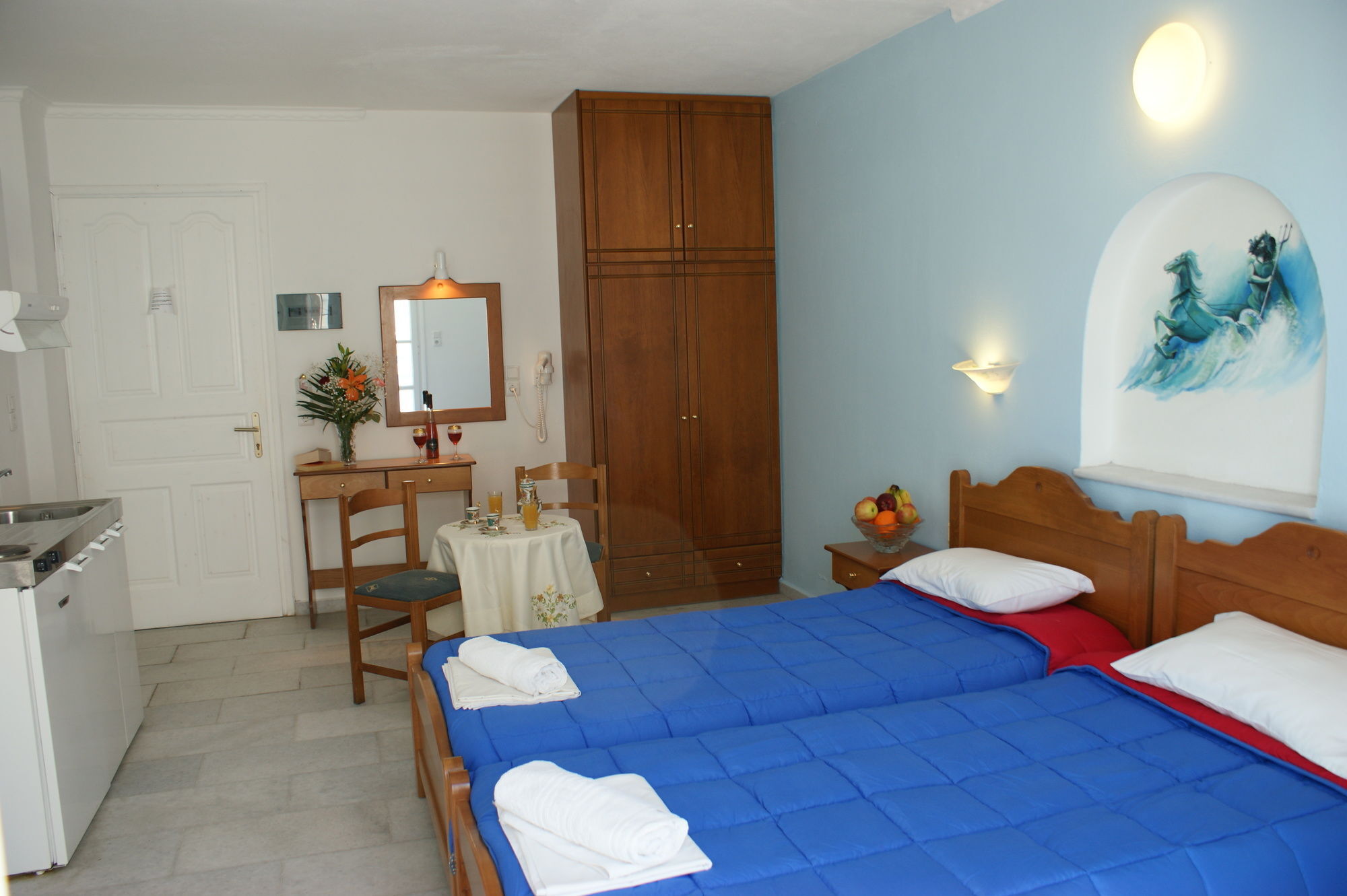 Mike's * Naxos City